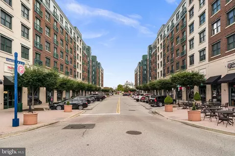 Exterior - 1702 Jackson St, Baltimore, MD 21230 photo 13 of 14