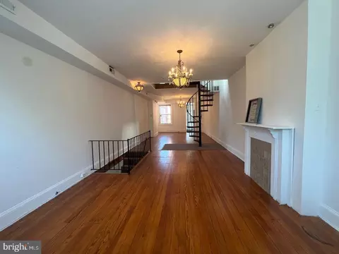 Living - 2014 Park Ave, Baltimore, MD 21217 photo 2 of 2