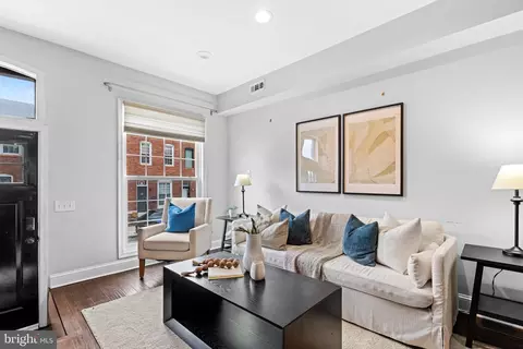 Other - 637 S Belnord Ave, Baltimore, MD 21224 photo 3 of 15