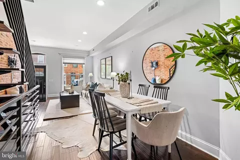 Dining - 637 S Belnord Ave, Baltimore, MD 21224 photo 1 of 1