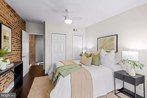 Bedroom - 637 S Belnord Ave, Baltimore, MD 21224 photo 2 of 5