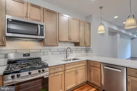 Kitchen - 4329 Falls Rd, Baltimore, MD 21211 photo 6 of 6