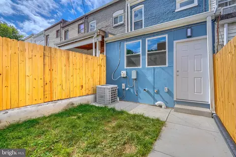 Exterior - 4329 Falls Rd, Baltimore, MD 21211 photo 5 of 6