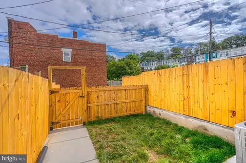 Exterior - 4329 Falls Rd, Baltimore, MD 21211 photo 4 of 6