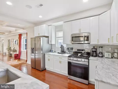 Kitchen - 4216 Elderon Ave, Baltimore, MD 21215 photo 1 of 2
