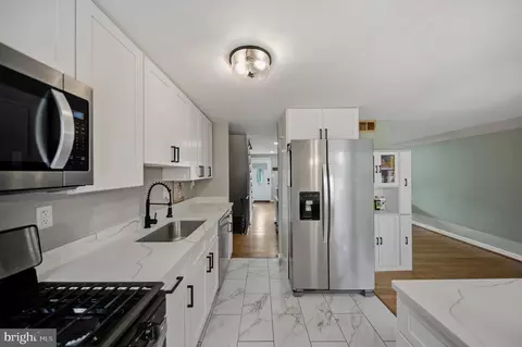 Kitchen - 1370 Limit Ave, Baltimore, MD 21239 photo 3 of 5