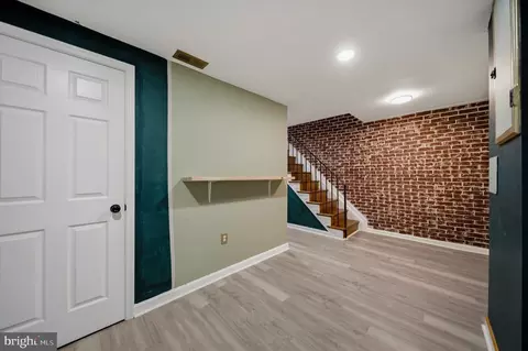 Entry Way - 1370 Limit Ave, Baltimore, MD 21239 photo 3 of 5