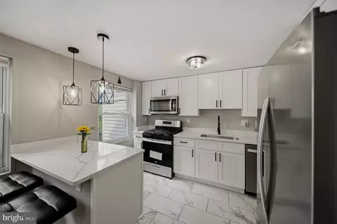 Kitchen - 1370 Limit Ave, Baltimore, MD 21239 photo 2 of 5