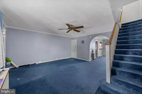 Entry Way - 5110 Chalgrove Ave, Baltimore, MD 21215 photo 1 of 7