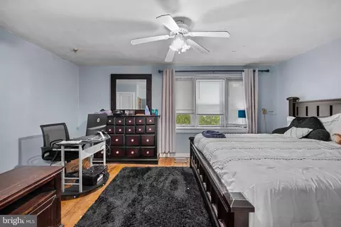 Bedroom - 5110 Chalgrove Ave, Baltimore, MD 21215 photo 1 of 3