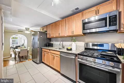 Kitchen - 308 S Regester St S, Baltimore, MD 21231 photo 1 of 2