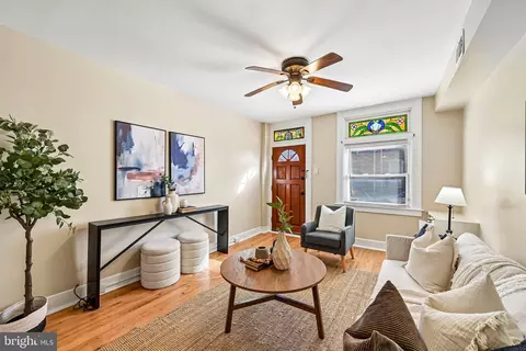 Entry Way - 308 S Regester St S, Baltimore, MD 21231 photo 1 of 4