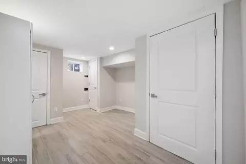 Entry Way - 2038 E Preston St, Baltimore, MD 21213 photo 7 of 9