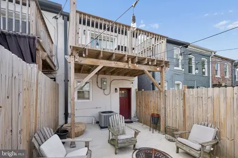 Exterior - 2038 E Preston St, Baltimore, MD 21213 photo 6 of 8