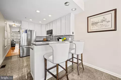 Kitchen - 1264 Battery Ave, Baltimore, MD 21230 photo 6 of 6