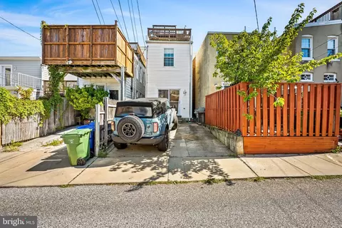 Exterior - 1264 Battery Ave, Baltimore, MD 21230 photo 5 of 9