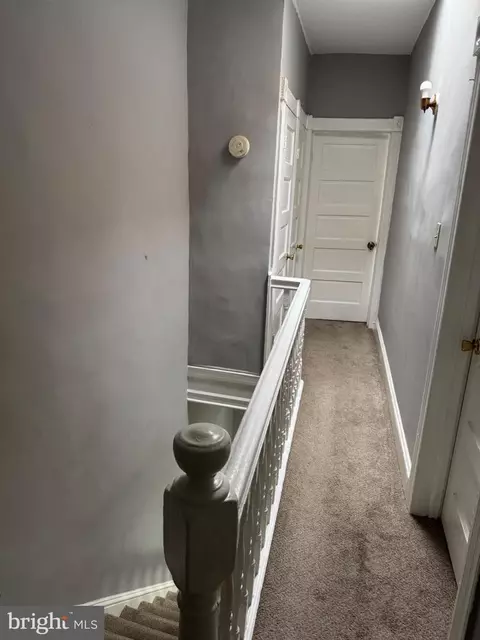 Entry Way - 1512 E 28th St E, Baltimore, MD 21218 photo 4 of 8