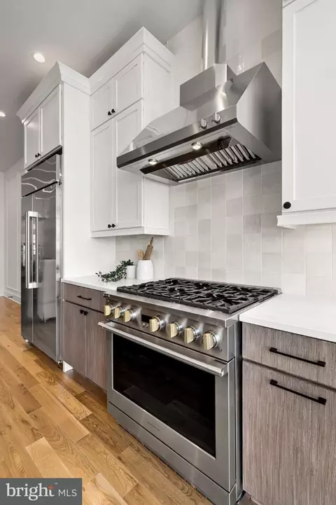 Kitchen - 3008 Odonnell St, Baltimore, MD 21224 photo 3 of 4