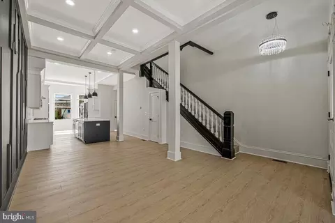 Entry Way - 345 Robert St, Baltimore, MD 21217 photo 6 of 12