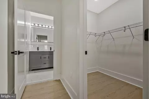 Entry Way - 345 Robert St, Baltimore, MD 21217 photo 11 of 12