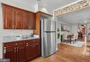Entry Way - 310 S Exeter St, Baltimore, MD 21202 photo 4 of 5