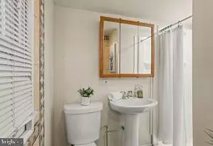 Bath - 310 S Exeter St, Baltimore, MD 21202 photo 1 of 2