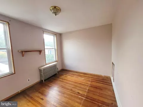 Bedroom - 618 W 36th St, Baltimore, MD 21211 photo 3 of 4