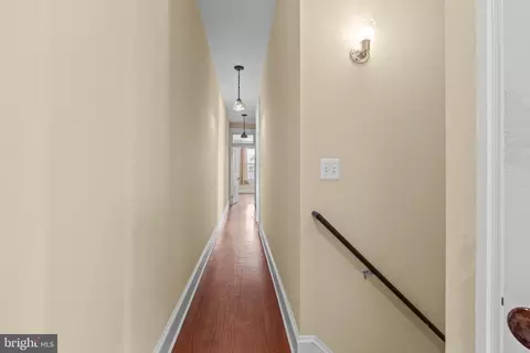 Entry Way - 2500 N Calvert St, Baltimore, MD 21218 photo 4 of 6