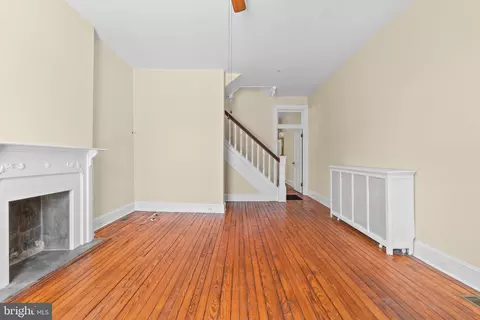 Living - 2500 N Calvert St, Baltimore, MD 21218 photo 3 of 4