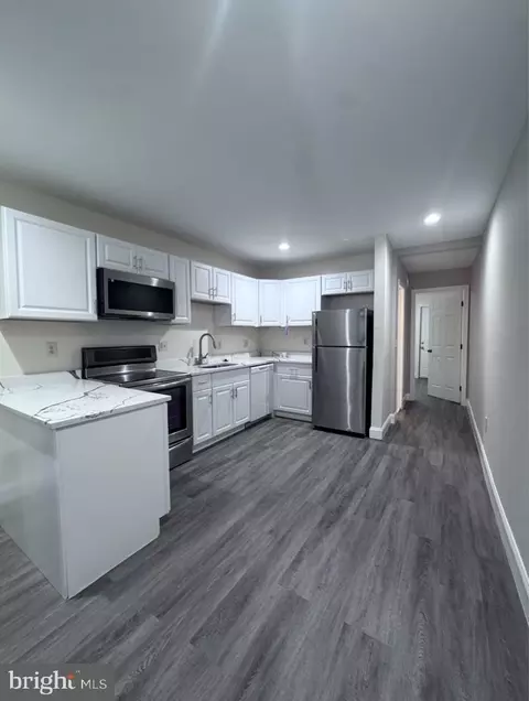 2118 Wilhelm St, Baltimore, MD 21223