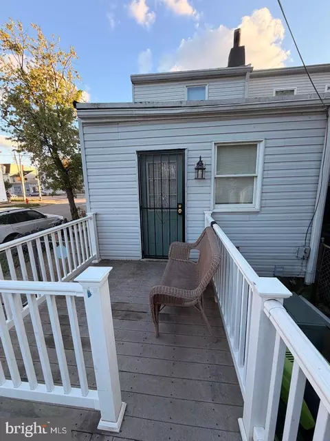 Exterior - 444 E Patapsco Ave, Baltimore, MD 21225 photo 5 of 6