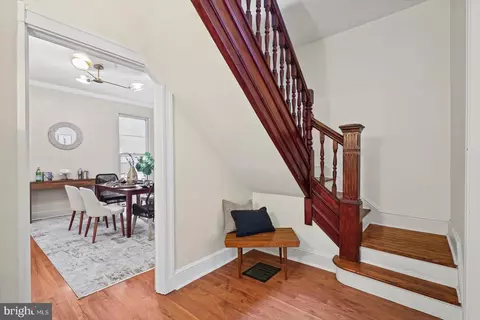 Entry Way - 2926 E Baltimore St, Baltimore, MD 21224 photo 3 of 4
