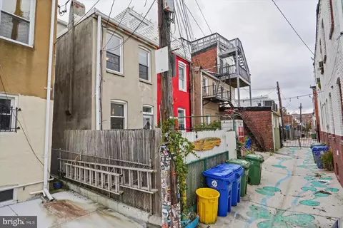 Exterior - 2926 E Baltimore St, Baltimore, MD 21224 photo 4 of 4