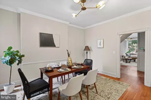 Dining - 2926 E Baltimore St, Baltimore, MD 21224 photo 3 of 3