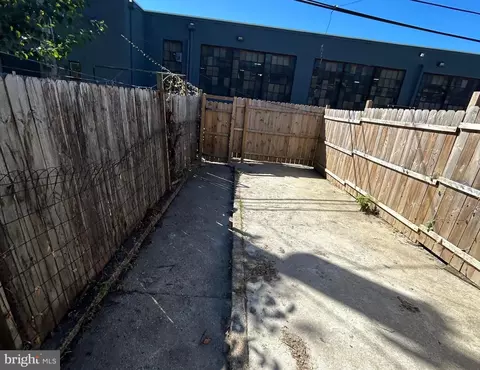 Exterior - 1723 Cole St, Baltimore, MD 21223 photo 3 of 3