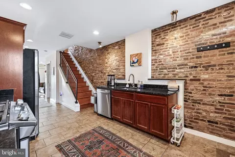 Entry Way - 313 W 28th St, Baltimore, MD 21211 photo 1 of 6