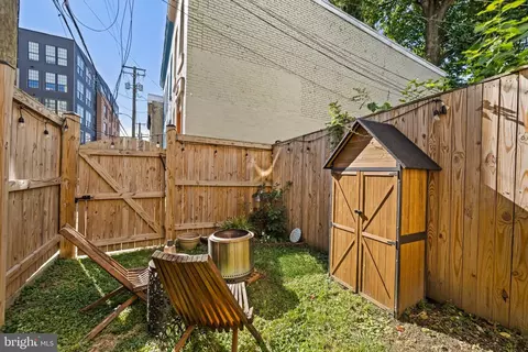 Exterior - 313 W 28th St, Baltimore, MD 21211 photo 3 of 4