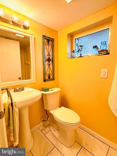 Bath - 3102 White Ave, Baltimore, MD 21214 photo 4 of 4