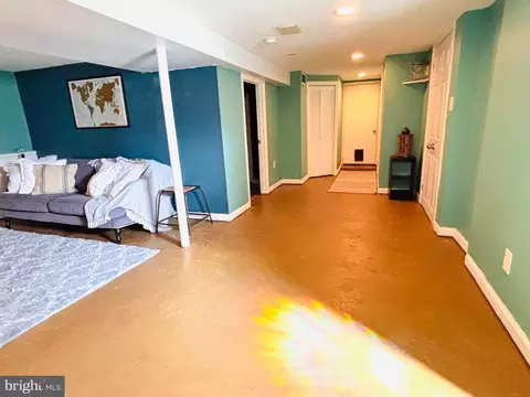Entry Way - 3102 White Ave, Baltimore, MD 21214 photo 7 of 7