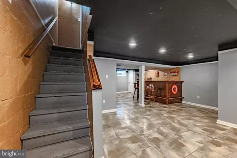 Entry Way - 5358 Cuthbert Ave, Baltimore, MD 21215 photo 4 of 7