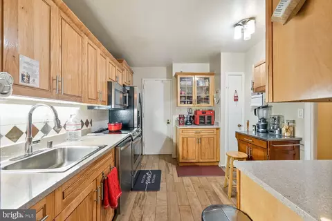 Kitchen - 3601 Clarks Ln #314, Baltimore, MD 21215 photo 1 of 4