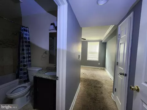 Entry Way - 2036 E Fayette St, Baltimore, MD 21231 photo 13 of 14