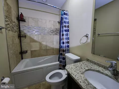 Bath - 2036 E Fayette St, Baltimore, MD 21231 photo 3 of 8