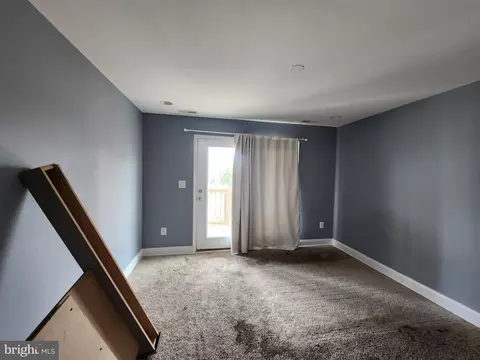 Living - 2036 E Fayette St, Baltimore, MD 21231 photo 4 of 4