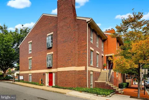 622 S Charles St, Baltimore, MD 21230