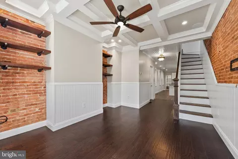 Entry Way - 3106 Dillon St, Baltimore, MD 21224 photo 1 of 8