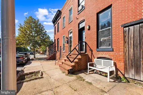 Exterior - 3106 Dillon St, Baltimore, MD 21224 photo 2 of 9