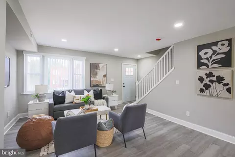 Entry Way - 4534 Finney Ave, Baltimore, MD 21215 photo 3 of 11