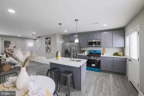 Kitchen - 4534 Finney Ave, Baltimore, MD 21215 photo 3 of 4