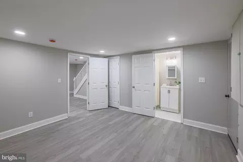 Entry Way - 4534 Finney Ave, Baltimore, MD 21215 photo 10 of 11